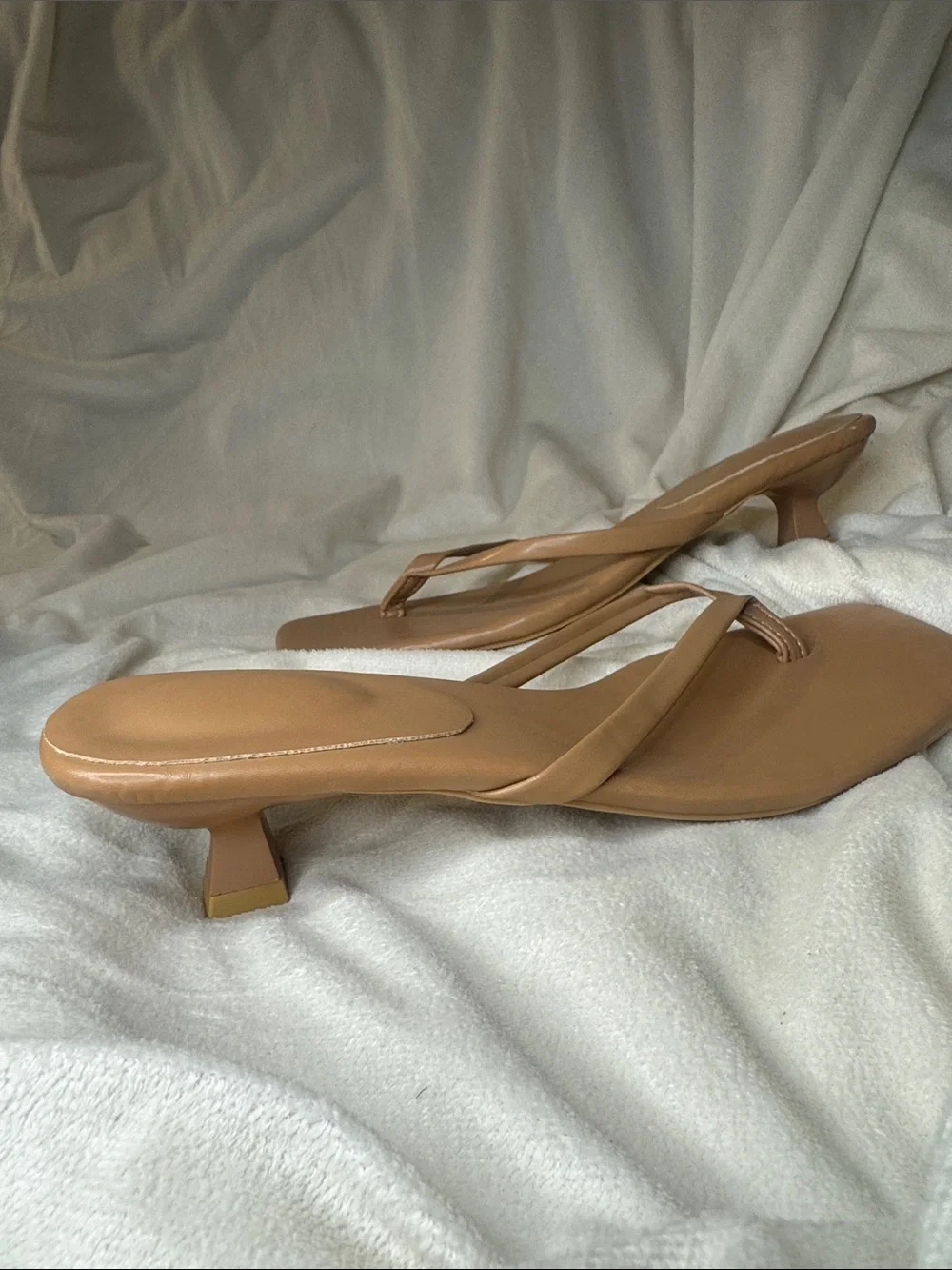 Women's Tan Mid-Heel Thong Sandals